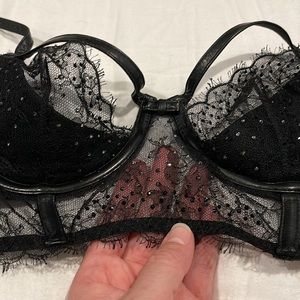 Black Label Victoria’s Secret Bra - 34C